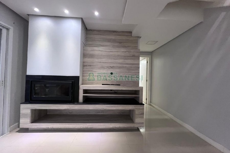 Apartamento com 197m², 3 dormitórios, 2 vagas, no bairro Universitário em Caxias do Sul para Alugar