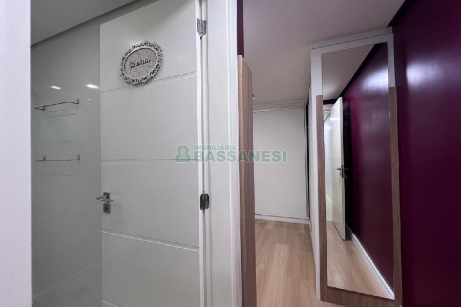 Apartamento com 197m², 3 dormitórios, 2 vagas, no bairro Universitário em Caxias do Sul para Alugar