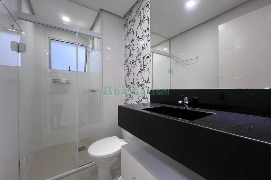 Apartamento com 197m², 3 dormitórios, 2 vagas, no bairro Universitário em Caxias do Sul para Alugar