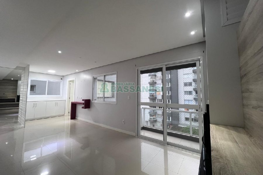 Apartamento com 197m², 3 dormitórios, 2 vagas, no bairro Universitário em Caxias do Sul para Alugar