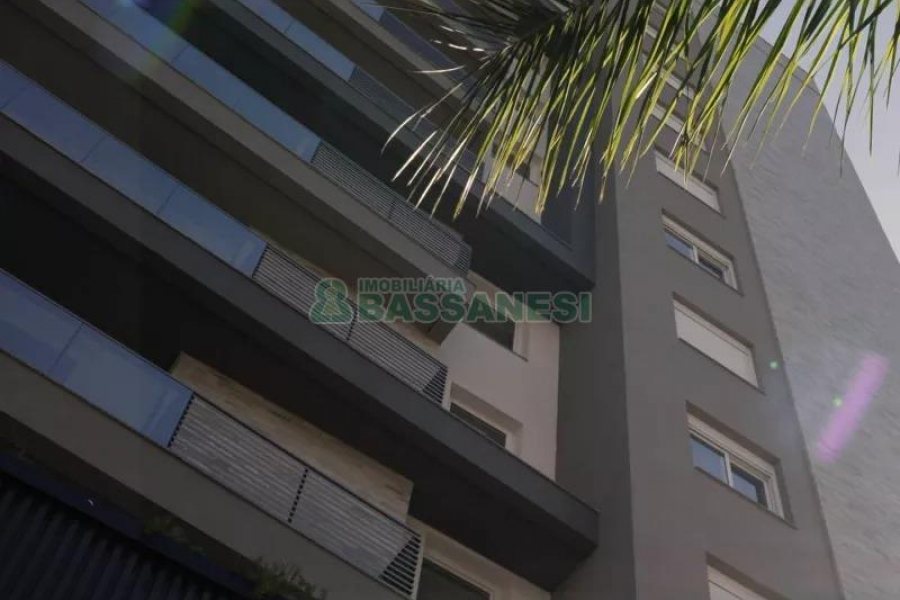Apartamento com 100m², 3 dormitórios, 2 vagas, no bairro São Pelegrino em Caxias do Sul para Comprar