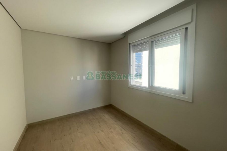 Apartamento com 100m², 3 dormitórios, 2 vagas, no bairro São Pelegrino em Caxias do Sul para Comprar