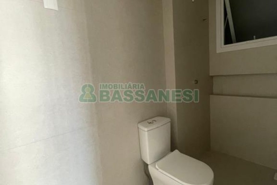 Apartamento com 100m², 3 dormitórios, 2 vagas, no bairro São Pelegrino em Caxias do Sul para Comprar