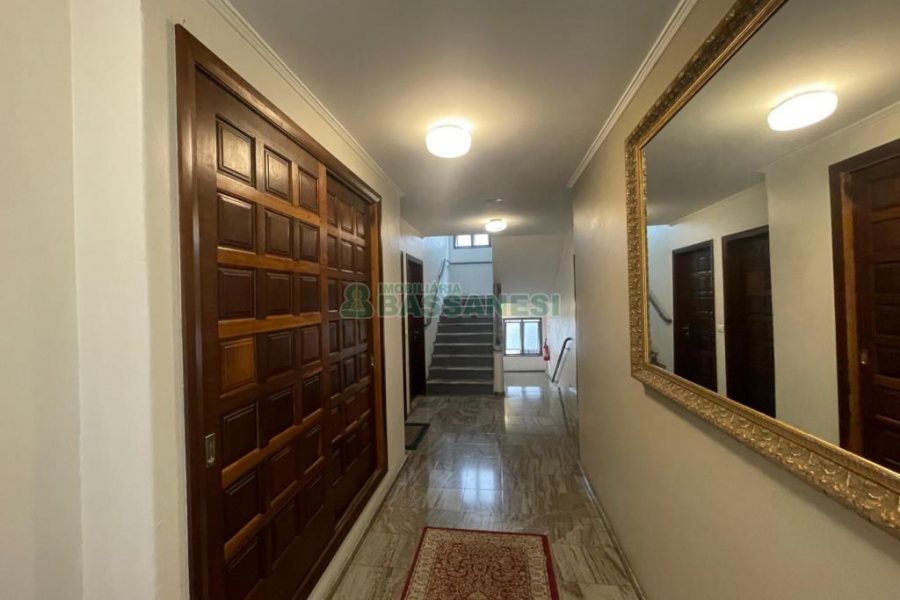 Apartamento com 122m², 3 dormitórios, 2 vagas, no bairro Exposição em Caxias do Sul para Comprar