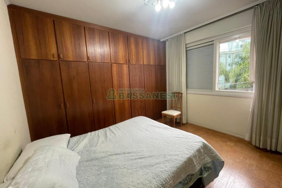 Apartamento com 122m², 3 dormitórios, 2 vagas, no bairro Exposição em Caxias do Sul para Comprar