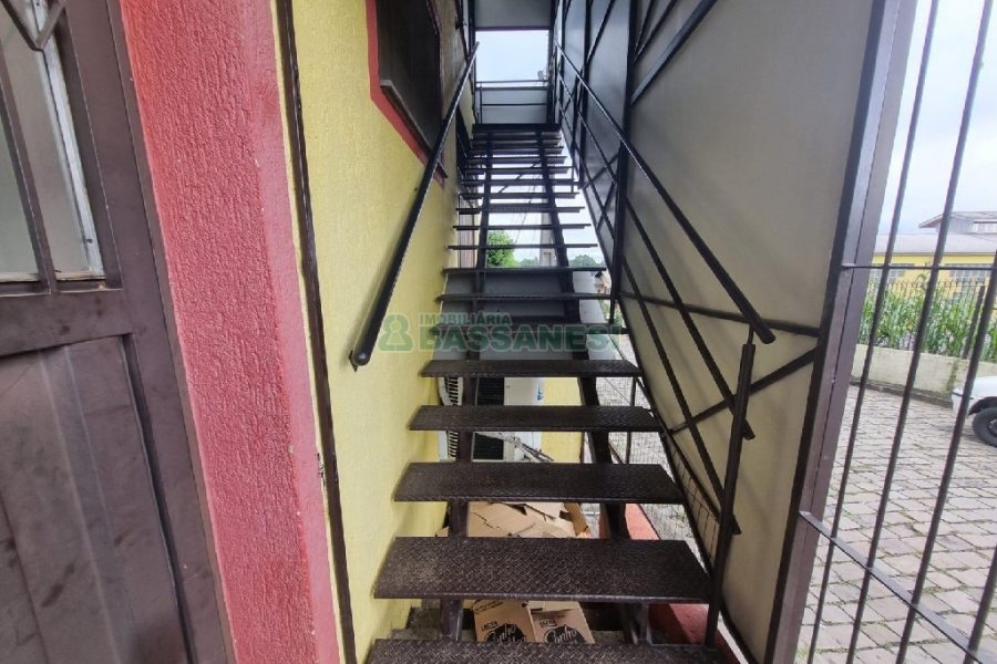 Sala com 250m², no bairro Desvio Rizzo em Caxias do Sul para Alugar