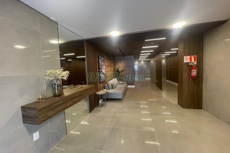 Apartamento com 100m², 2 dormitórios, 1 vaga, no bairro São Pelegrino em Caxias do Sul para Comprar