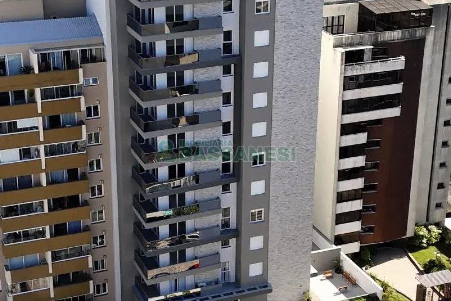 Apartamento com 100m², 2 dormitórios, 1 vaga, no bairro São Pelegrino em Caxias do Sul para Comprar