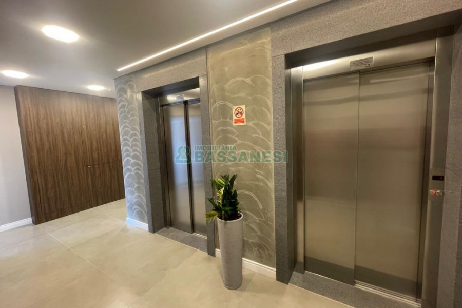 Apartamento com 100m², 2 dormitórios, 1 vaga, no bairro São Pelegrino em Caxias do Sul para Comprar