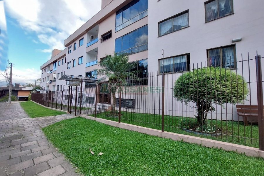 Apartamento com 70m², 2 dormitórios, 1 vaga, no bairro Petrópolis em Caxias do Sul para Alugar