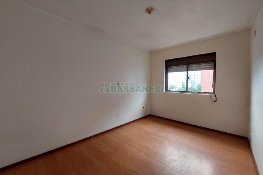 Apartamento com 70m², 2 dormitórios, 1 vaga, no bairro Petrópolis em Caxias do Sul para Alugar