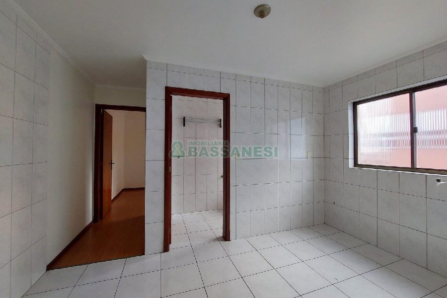 Apartamento com 70m², 2 dormitórios, 1 vaga, no bairro Petrópolis em Caxias do Sul para Alugar