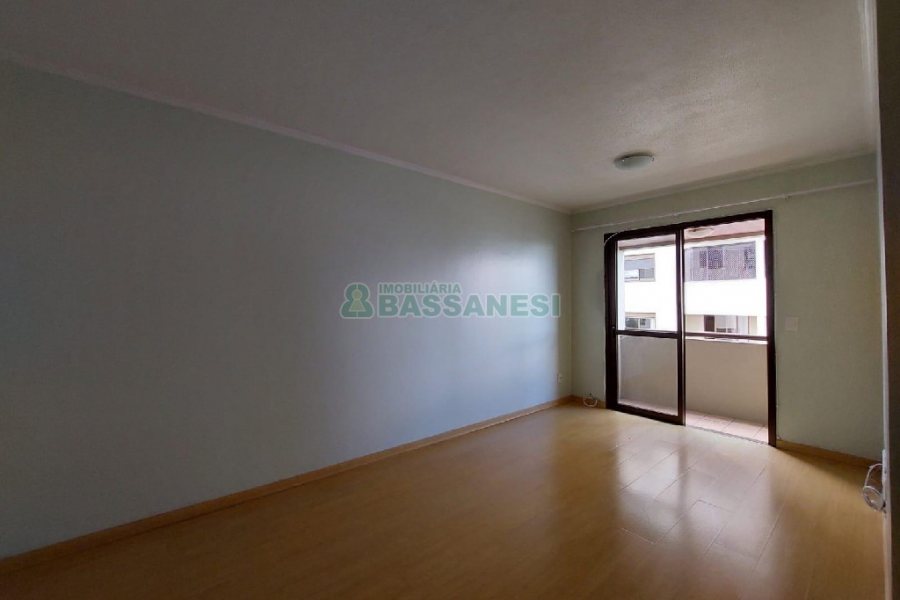 Apartamento com 70m², 2 dormitórios, 1 vaga, no bairro Lourdes em Caxias do Sul para Alugar