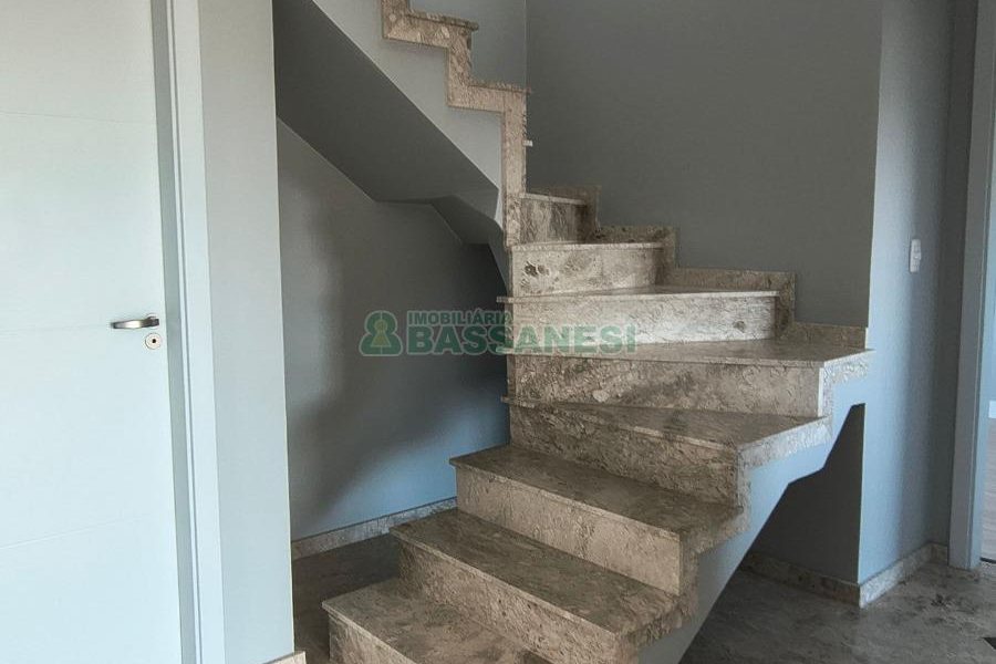 Apartamento com 188m², 3 dormitórios, 1 vaga, no bairro Jardim América em Caxias do Sul para Comprar