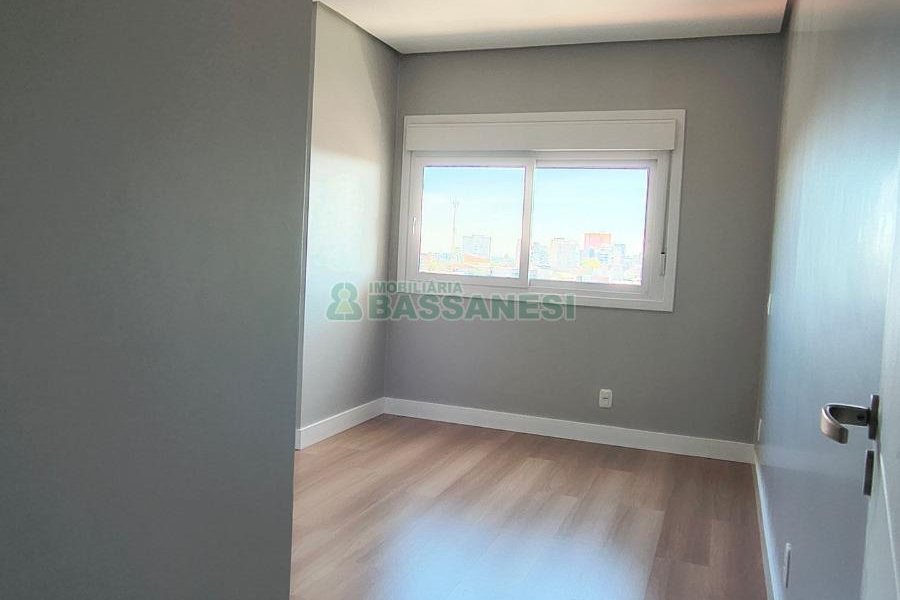 Apartamento com 188m², 3 dormitórios, 1 vaga, no bairro Jardim América em Caxias do Sul para Comprar
