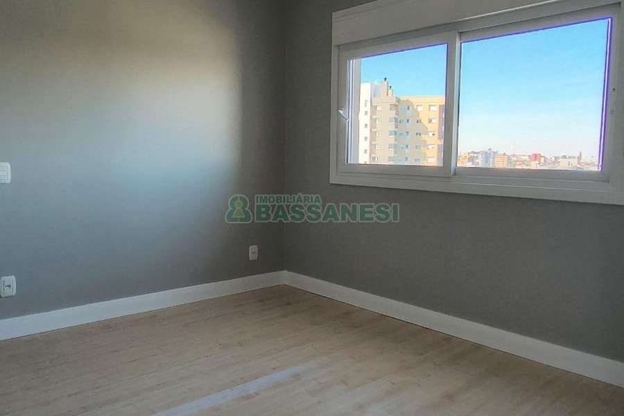 Apartamento com 188m², 3 dormitórios, 1 vaga, no bairro Jardim América em Caxias do Sul para Comprar