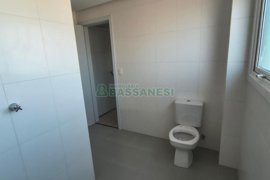 Apartamento com 188m², 3 dormitórios, 1 vaga, no bairro Jardim América em Caxias do Sul para Comprar