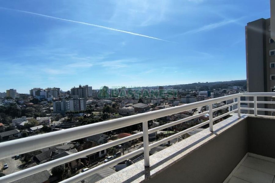 Apartamento com 188m², 3 dormitórios, 1 vaga, no bairro Jardim América em Caxias do Sul para Comprar