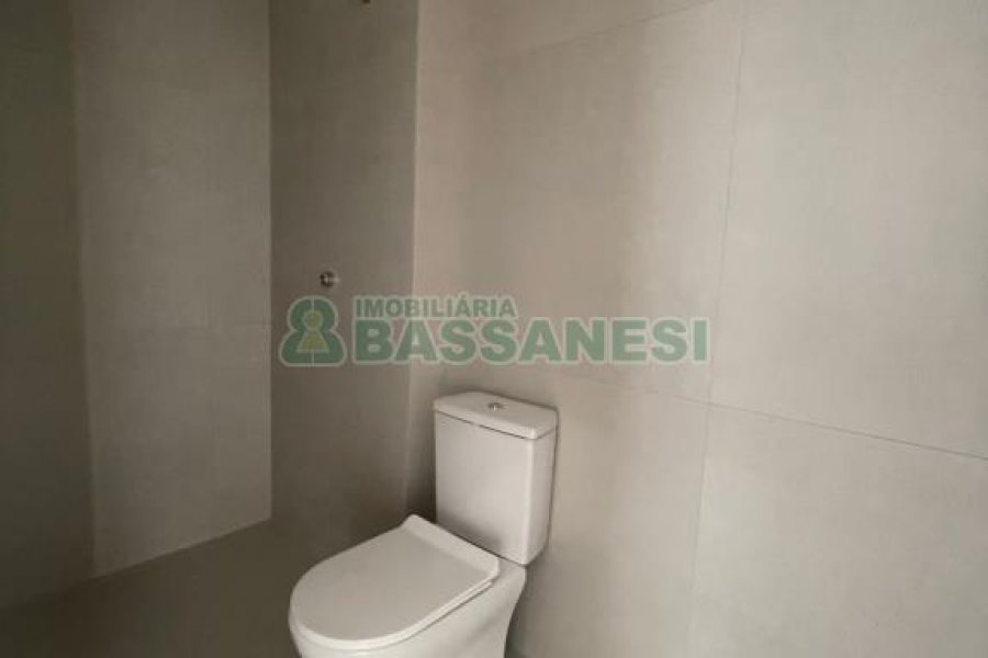 Apartamento com 100m², 2 dormitórios, 1 vaga, no bairro São Pelegrino em Caxias do Sul para Comprar