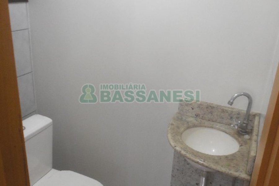 Sala com 65m², no bairro Centro em Caxias do Sul para Alugar