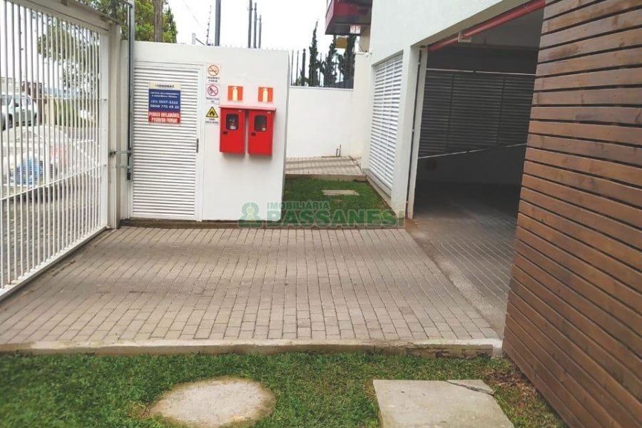Apartamento com 58m², 2 dormitórios, 1 vaga, no bairro Vinhedos em Caxias do Sul para Alugar