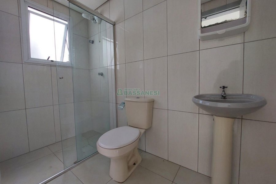 Kitinete com 34m², 1 dormitório, no bairro Rio Branco em Caxias do Sul para Alugar