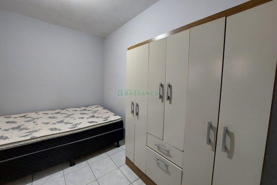 Apto Mobiliado com 40m², 1 dormitório, no bairro Centro em Caxias do Sul para Alugar