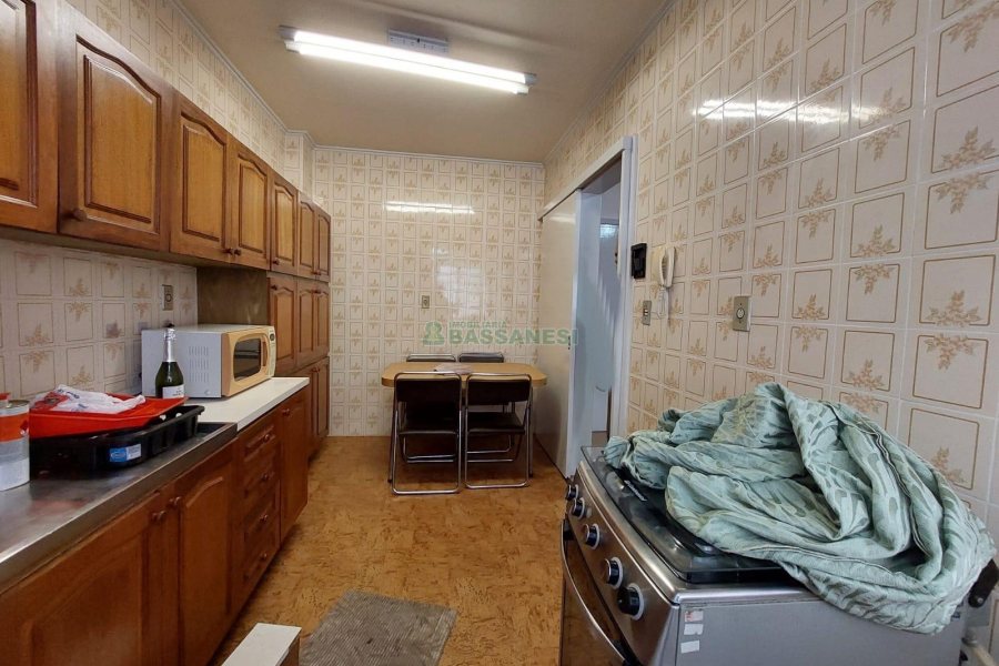 Apto Mobiliado com 70m², 2 dormitórios, no bairro São Pelegrino em Caxias do Sul para Alugar