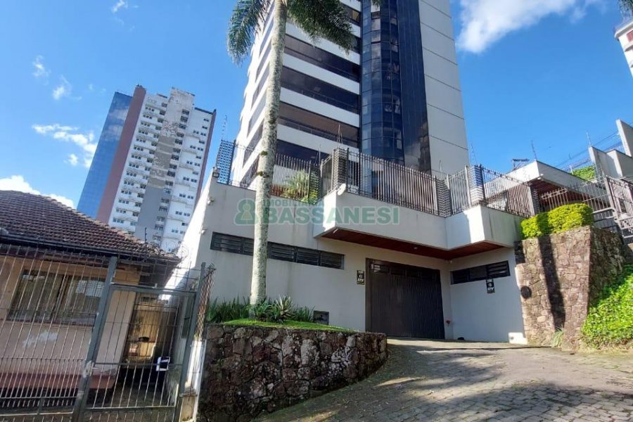 Apto Mobiliado com 179m², 3 dormitórios, 2 vagas, no bairro Madureira em Caxias do Sul para Alugar