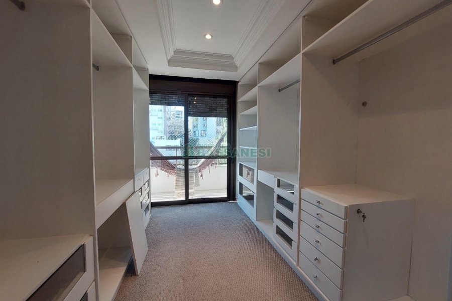 Apto Mobiliado com 179m², 3 dormitórios, 2 vagas, no bairro Madureira em Caxias do Sul para Alugar