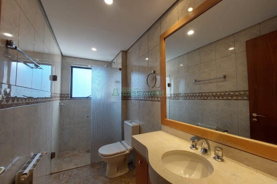 Apto Mobiliado com 179m², 3 dormitórios, 2 vagas, no bairro Madureira em Caxias do Sul para Alugar