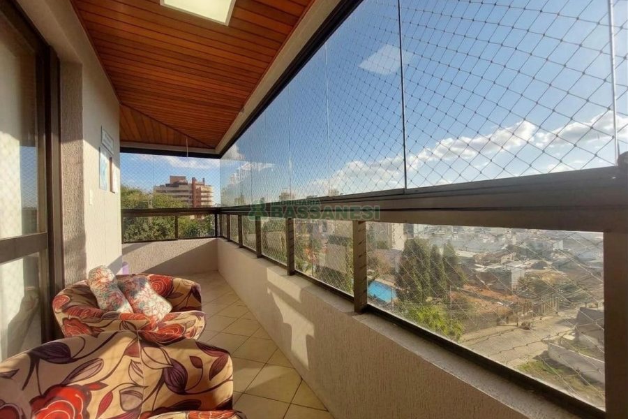 Apto Mobiliado com 179m², 3 dormitórios, 2 vagas, no bairro Madureira em Caxias do Sul para Alugar