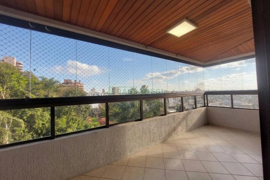 Apto Mobiliado com 179m², 3 dormitórios, 2 vagas, no bairro Madureira em Caxias do Sul para Alugar