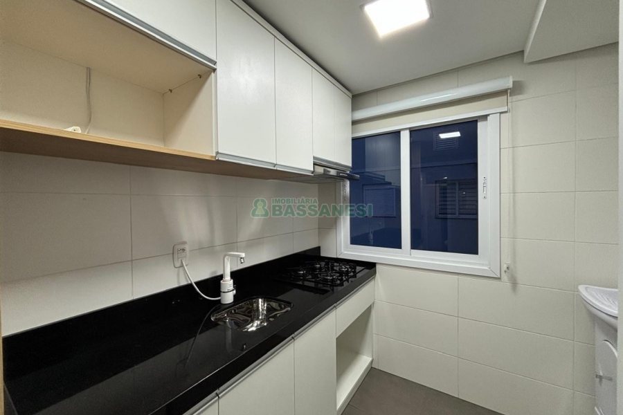 Apartamento com 62m², 2 dormitórios, 2 vagas, no bairro Vale Verde em Caxias do Sul para Alugar