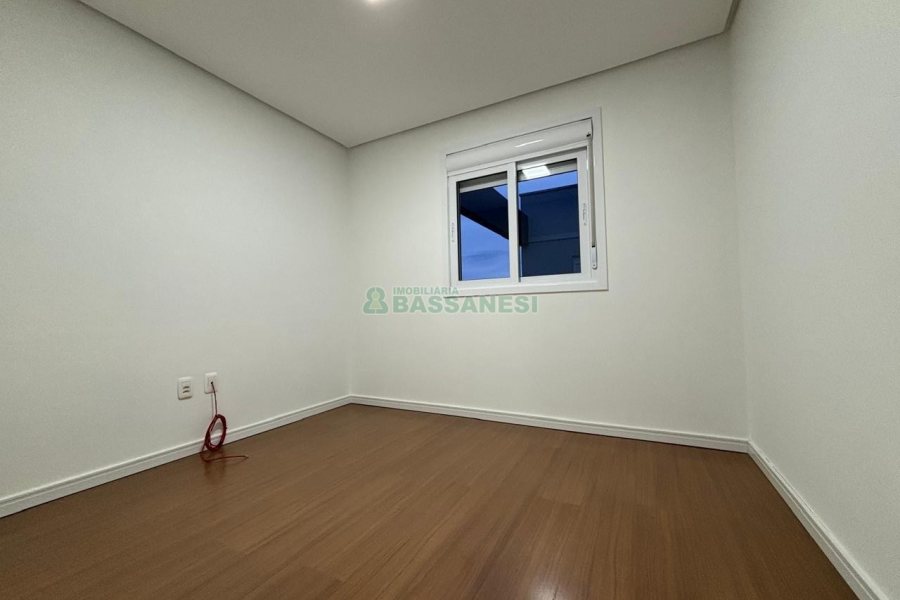 Apartamento com 62m², 2 dormitórios, 2 vagas, no bairro Vale Verde em Caxias do Sul para Alugar