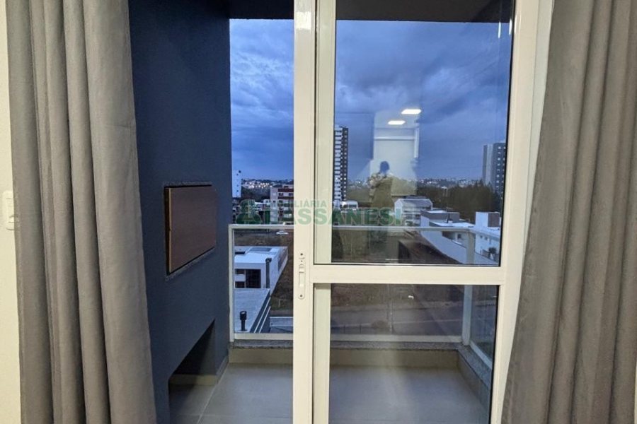 Apartamento com 62m², 2 dormitórios, 2 vagas, no bairro Vale Verde em Caxias do Sul para Alugar