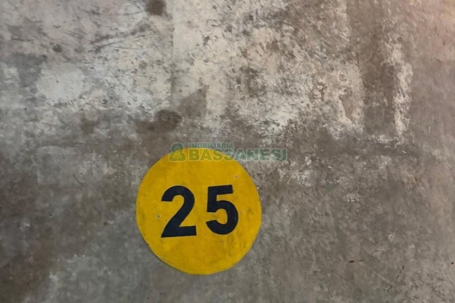 Apartamento com 62m², 2 dormitórios, 2 vagas, no bairro Vale Verde em Caxias do Sul para Alugar