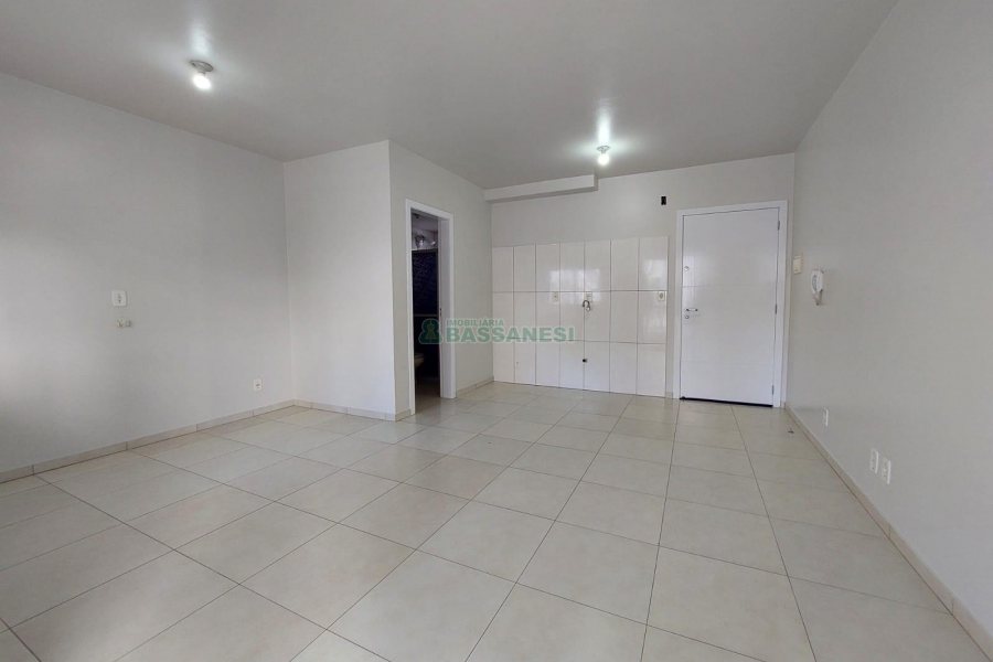 Kitinete com 34m², no bairro Rio Branco em Caxias do Sul para Alugar