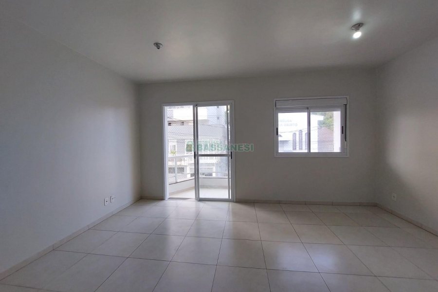 Kitinete com 34m², no bairro Rio Branco em Caxias do Sul para Alugar