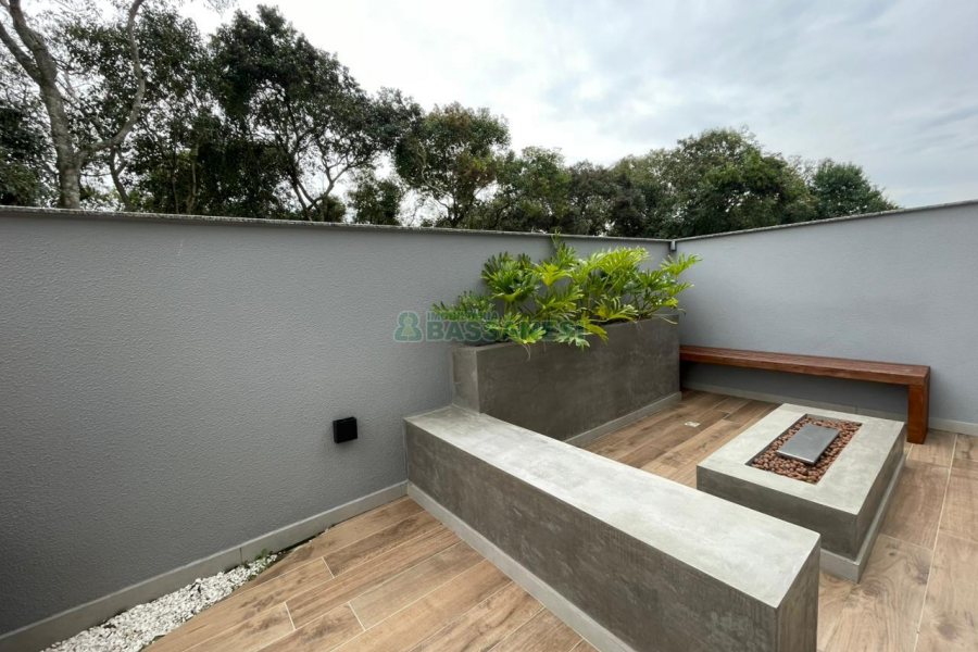 Apartamento com 83m², 2 dormitórios, 2 vagas, no bairro Vinhedos em Caxias do Sul para Comprar
