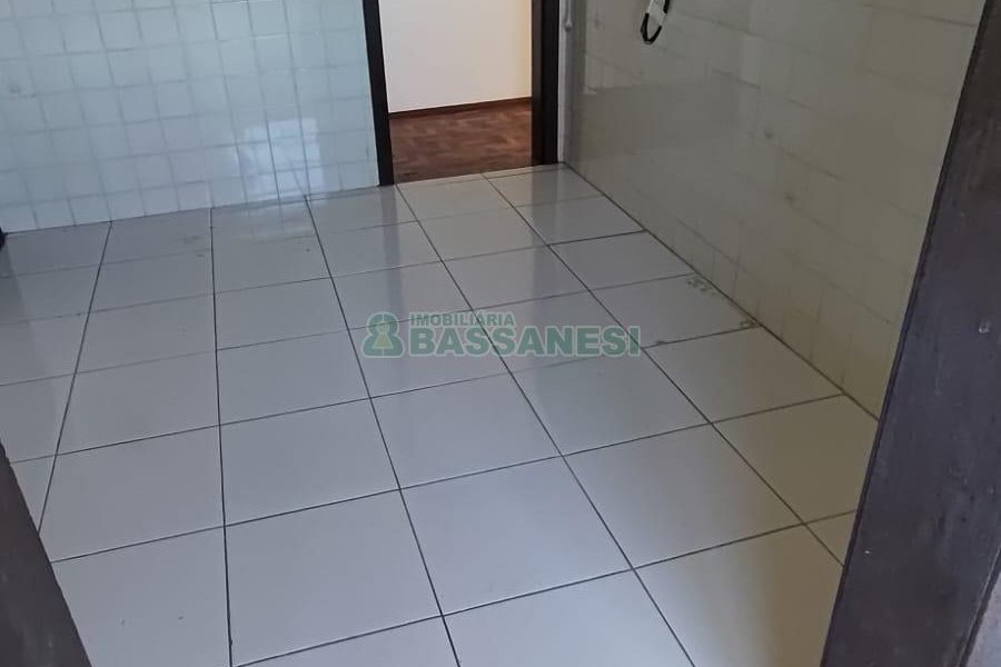 Apartamento com 84m², 2 dormitórios, 1 vaga, no bairro De Lazzer em Caxias do Sul para Comprar
