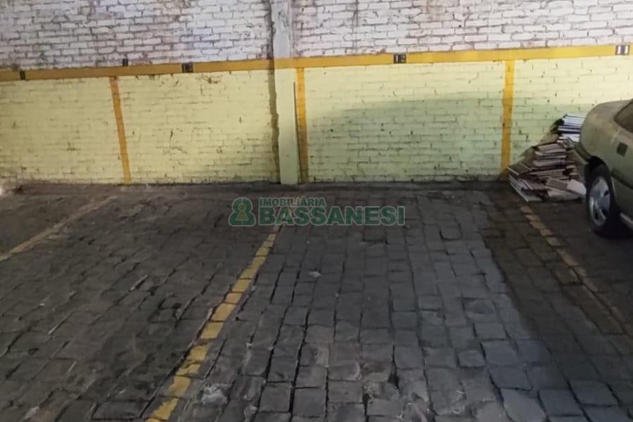 Apartamento com 84m², 2 dormitórios, 1 vaga, no bairro De Lazzer em Caxias do Sul para Comprar