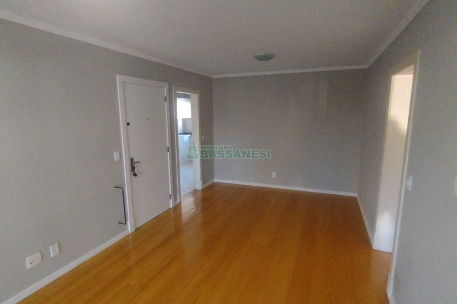 Apartamento com 100m², 3 dormitórios, 3 vagas, no bairro Centro em Caxias do Sul para Comprar