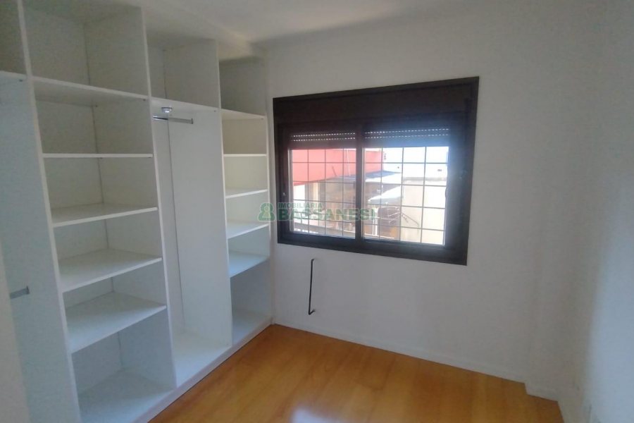 Apartamento com 100m², 3 dormitórios, 3 vagas, no bairro Centro em Caxias do Sul para Comprar
