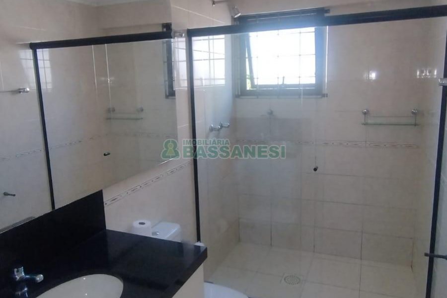 Apartamento com 100m², 3 dormitórios, 3 vagas, no bairro Centro em Caxias do Sul para Comprar