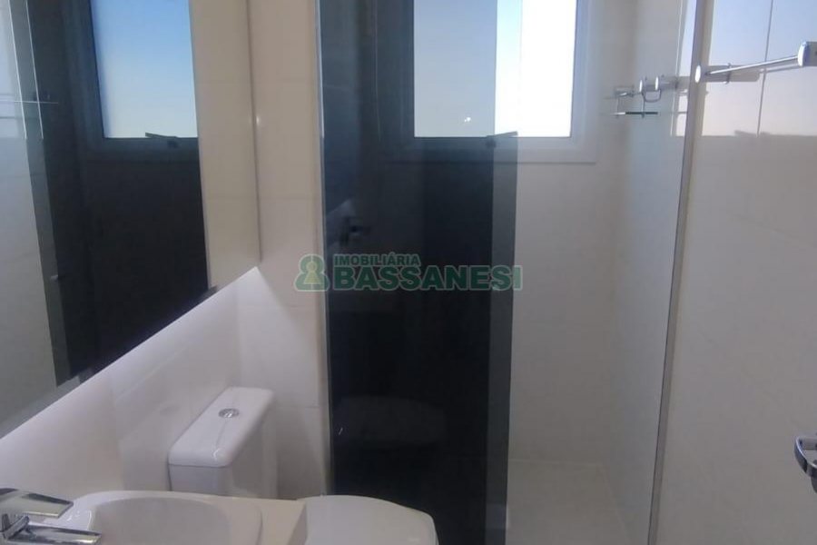 Apartamento com 82m², 2 dormitórios, 2 vagas, no bairro Villagio Iguatemi em Caxias do Sul para Comprar