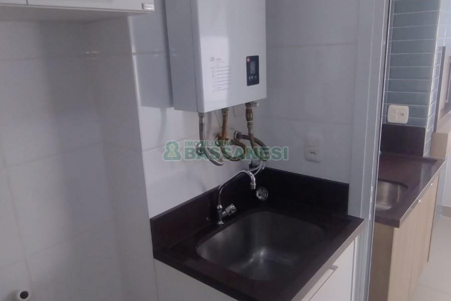 Apartamento com 82m², 2 dormitórios, 2 vagas, no bairro Villagio Iguatemi em Caxias do Sul para Comprar