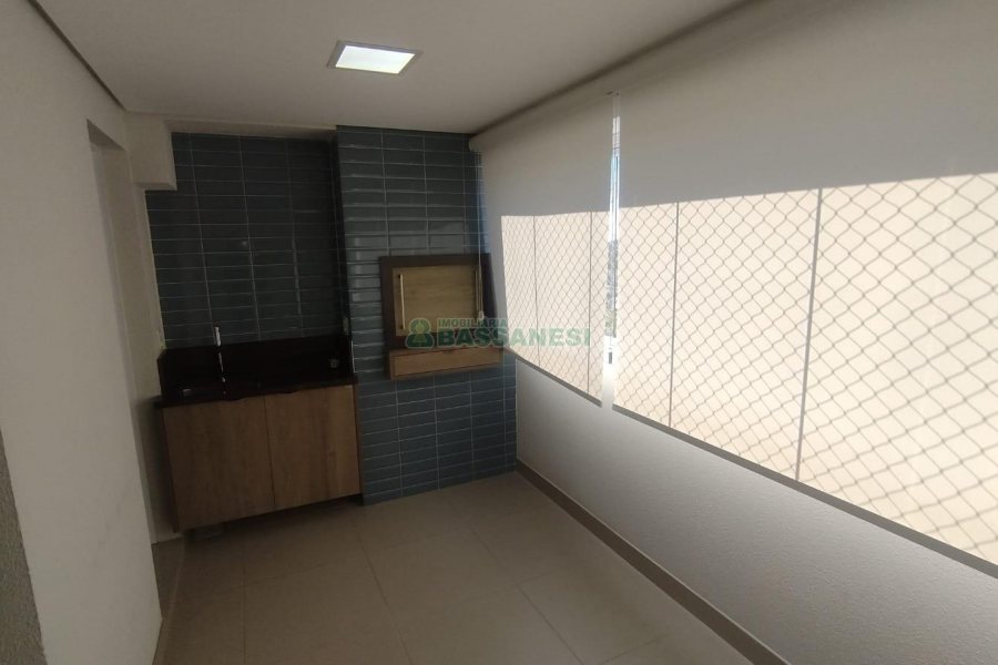Apartamento com 82m², 2 dormitórios, 2 vagas, no bairro Villagio Iguatemi em Caxias do Sul para Comprar