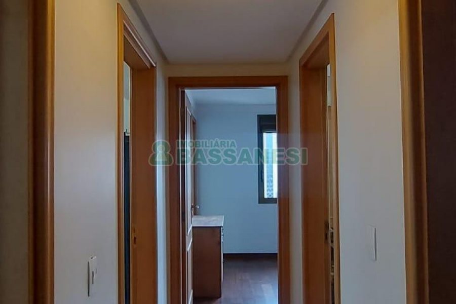 Apartamento com 273m², 2 dormitórios, 2 vagas, no bairro Pio X em Caxias do Sul para Alugar ou Comprar