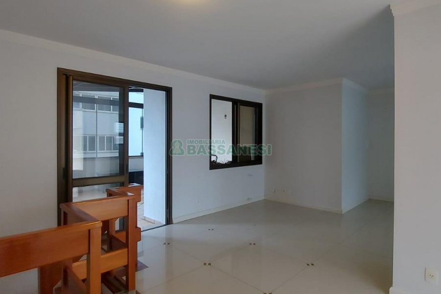 Apartamento com 273m², 2 dormitórios, 2 vagas, no bairro Pio X em Caxias do Sul para Alugar ou Comprar